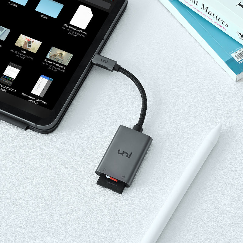 USB-C to SD/MicroSD Card Reader | UHS-I | PIXEL