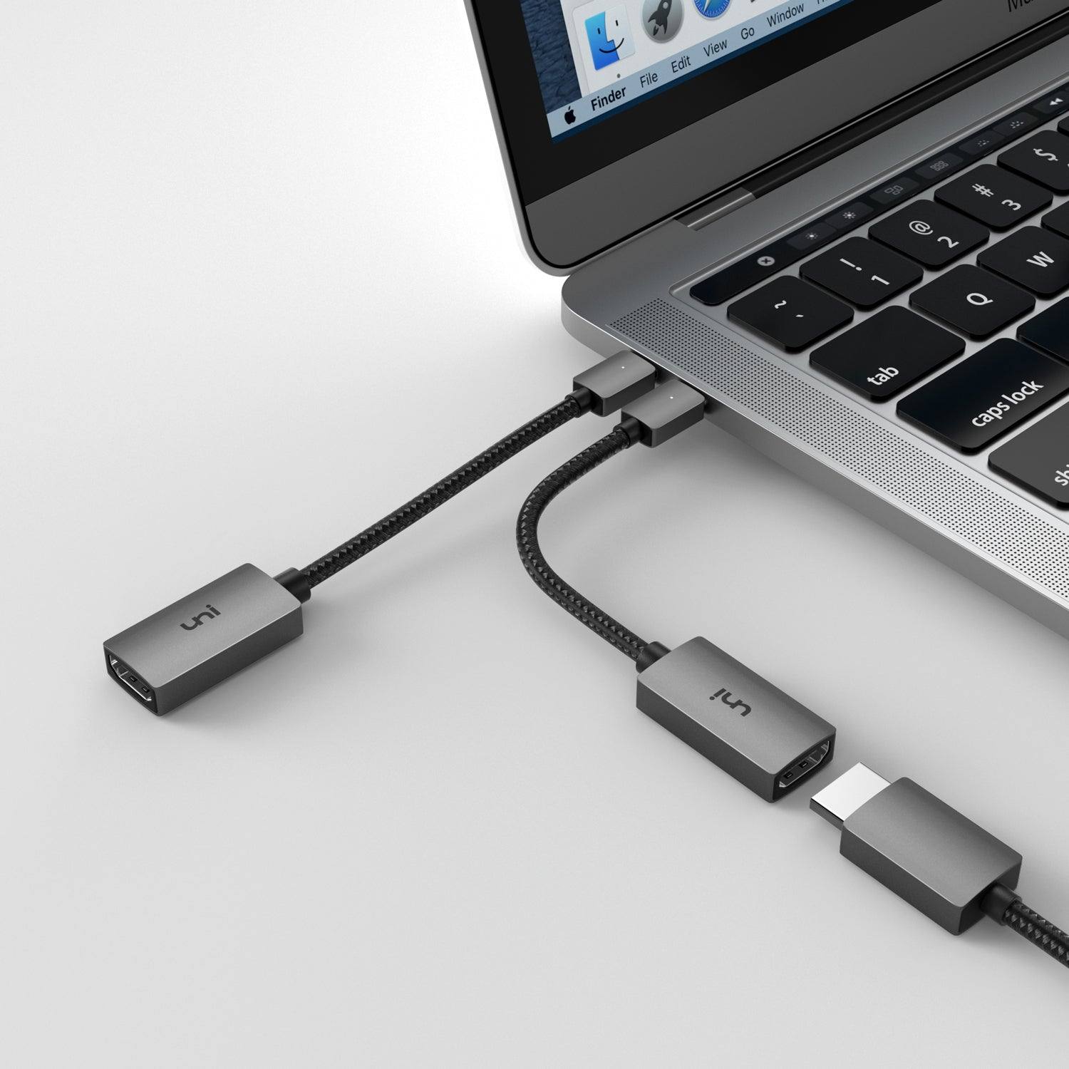 USB C アダプターとドングル - uni